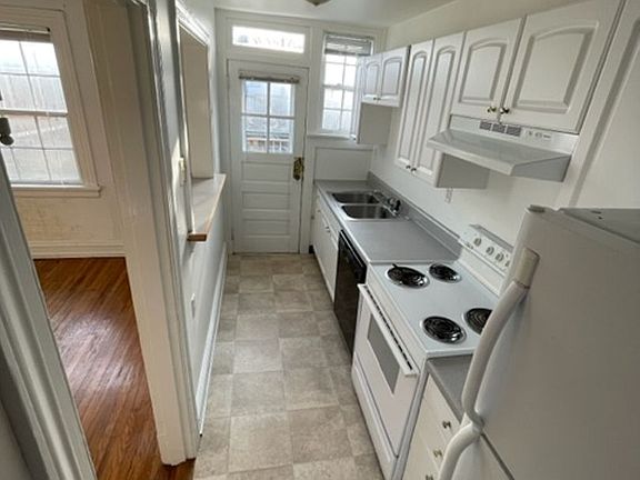 5th image of 4213 Grove Ave APT 9