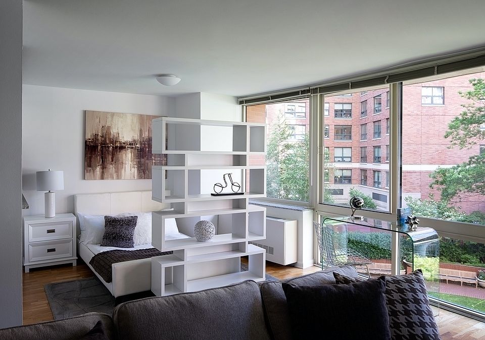 1st image of 400 Chambers St APT 9M