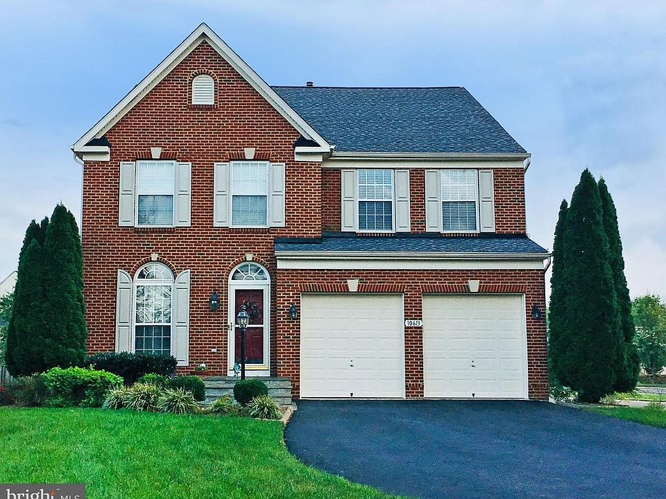 Beautiful home  move in ready Cul-D-Sac Lot