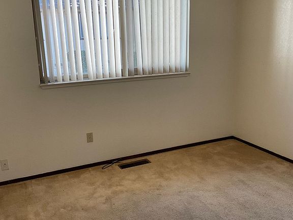 5th image of 721 Blair Place