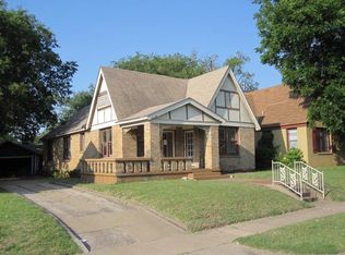 724 E Morningside Dr, Fort Worth, TX 76104