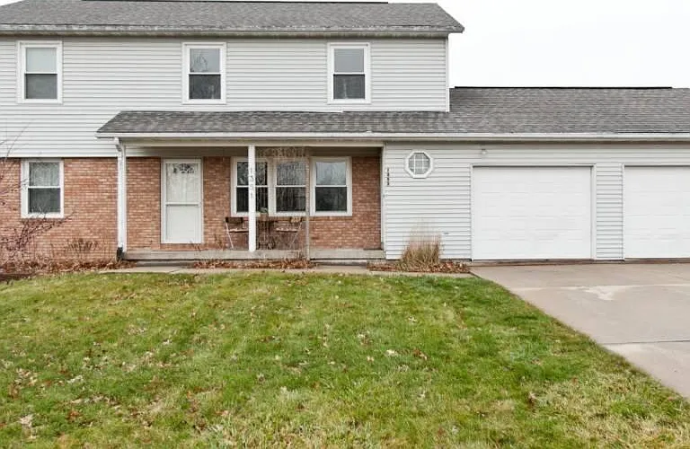 1351 Dolen Pl — Photo 12
