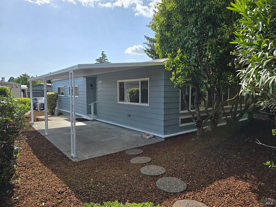 1st image of 21 Sequoia Circle