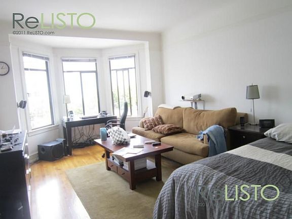 3rd image of 3455 Fillmore St APT 201