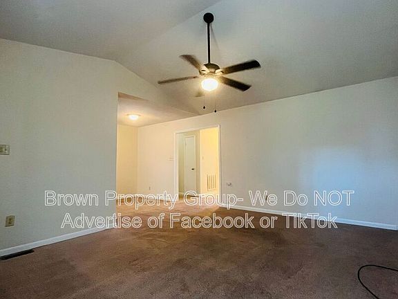 4th image of 3324 Red Fox Rd