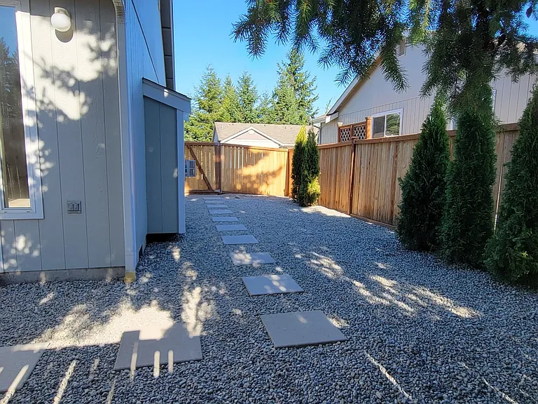 18420 39th Ave E — Photo 14