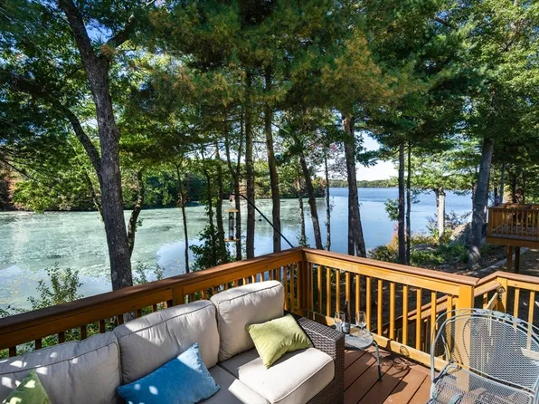 14 Iris Ct Unit 14, Canton, MA 02021