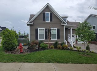 8060 Warren Dr, Nolensville, TN 37135