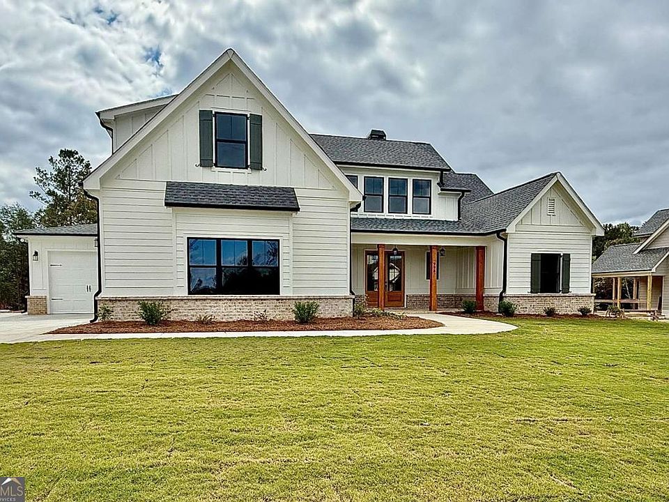 1st image of 141 Palisade Dr