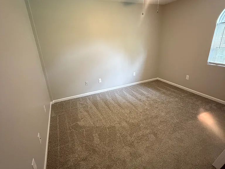 281 Lansing Ave — Photo 6