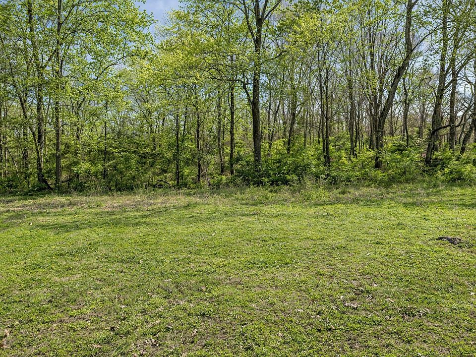 13th image of 2635 York Rd