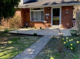 132 Dogwood Dr, Pittsburgh, PA 15235