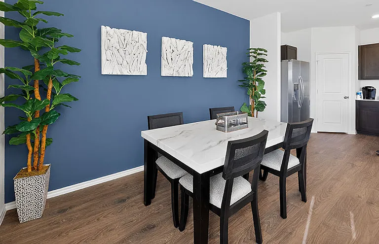 Urbane Duo Townhomes — Photo 6
