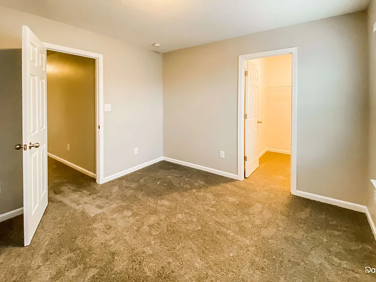 2216 Silver Spoon Dr — Photo 7