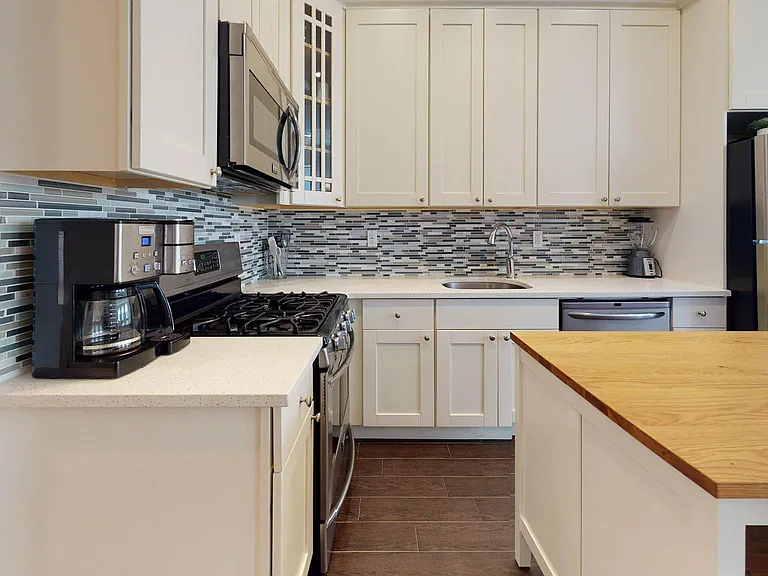 149 Sackett St #2 — Photo 7