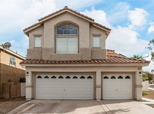 8221 Hot Creek Dr, Las Vegas, NV 89128