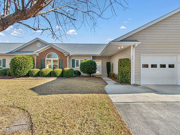 4th image of 26 Forest Oaks Drive