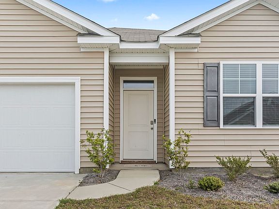 2nd image of 331 Gringott Ln.