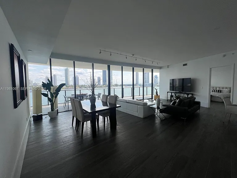 5500 Island Estates Dr #504 — Photo 28