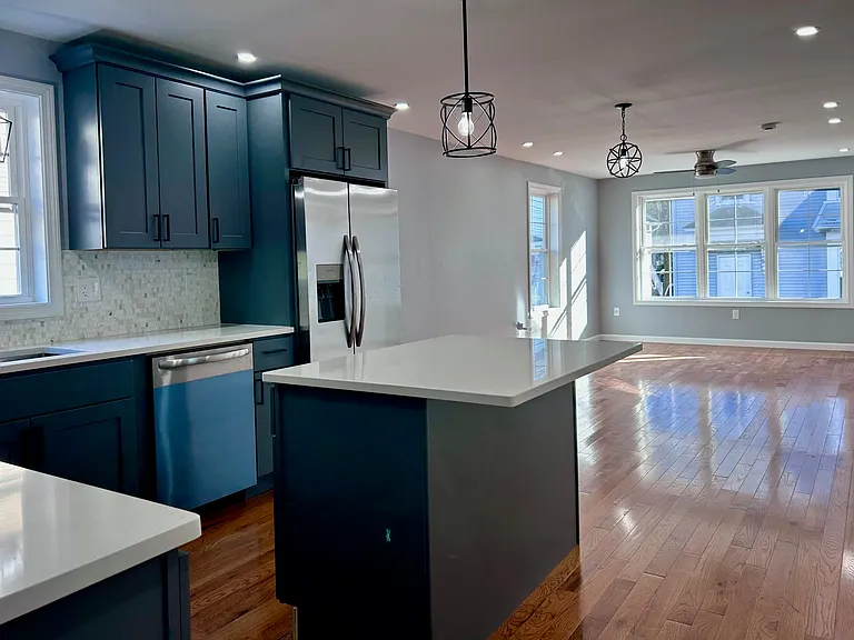 27 Amity St #1 — Photo 10