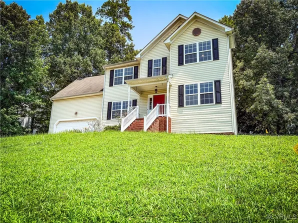13631 Laketree Dr, Chester, VA 23831