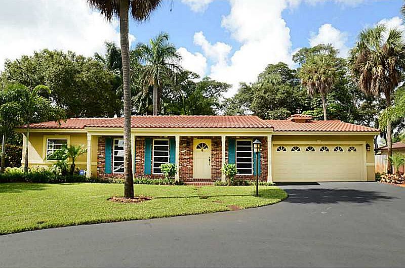 Home For Sale In Riverland Manors