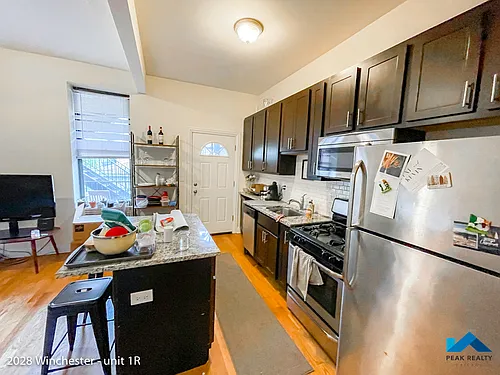 2028 N. Winchester Ave. Photo 1