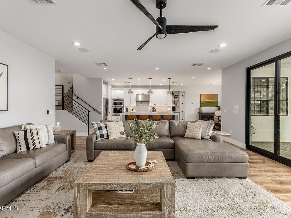 1st image of 2727 E TURNEY Avenue