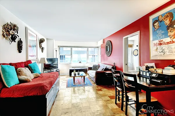 Rented by City Connections Realty | media 29