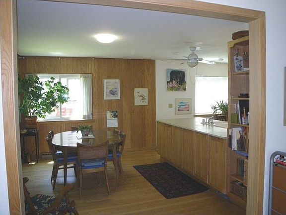 1st Floor Dining