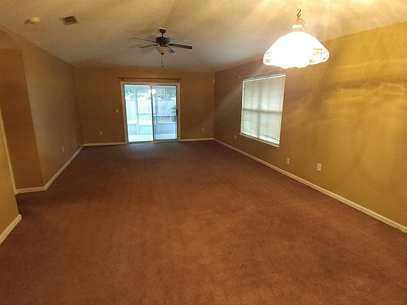 2nd image of 5557 Oak Crossing Dr