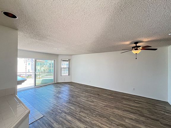 2nd image of 500 N The Strand Unit 42