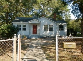 1305 S Bell St, Dothan, AL 36301