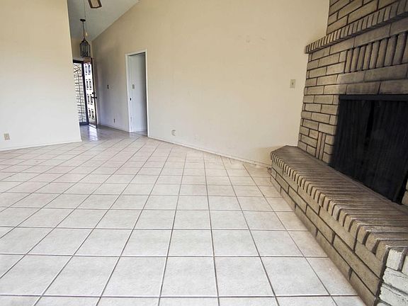 4th image of 6203 W Greenbriar Dr