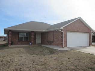 8504 N Lindsay Ave, Oklahoma City, OK 73114