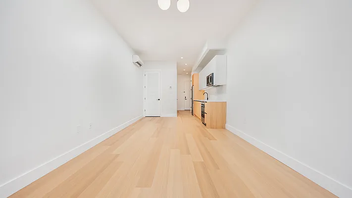 Rented by Nooklyn NYC LLC | media 4