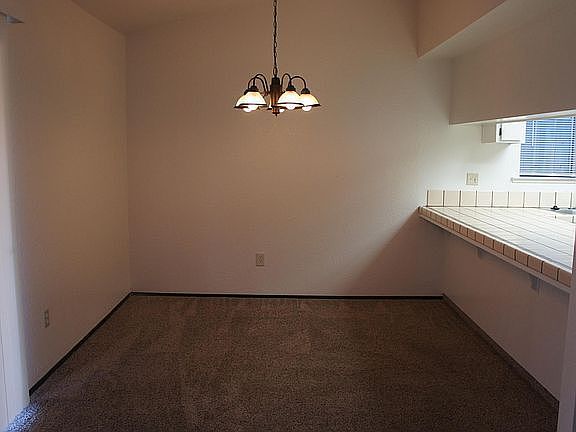 4th image of 55 E Deerwood Ln