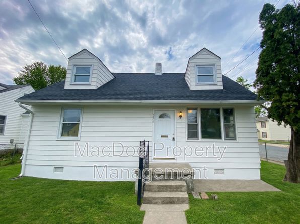 1500 Airport Ave