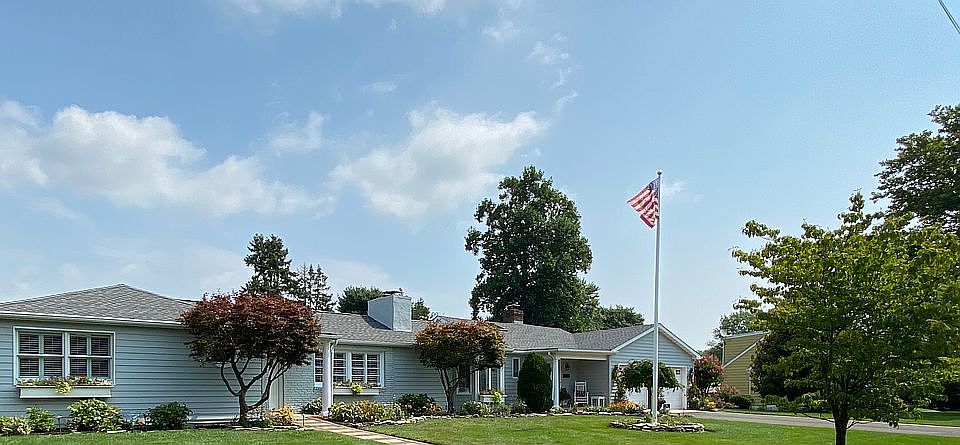 1st image of 1112 Magnolia Ave