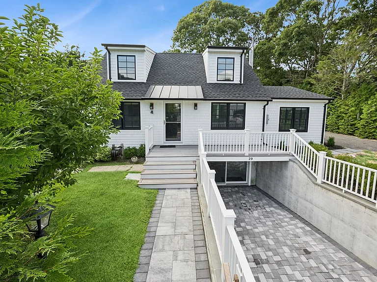 29 Fern Rd — Photo 23