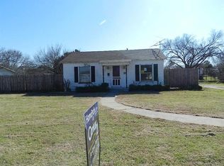 617 W Main St, Crowley, TX 76036
