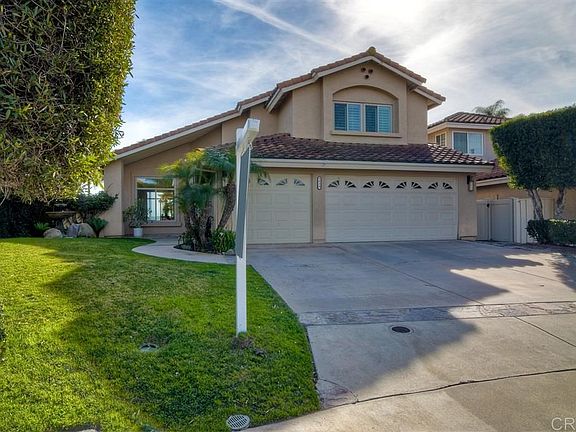 2nd image of 1919 Alderwood Cir
