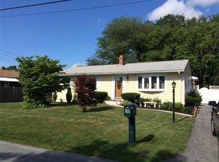 28 Hill Rd, New Bedford, MA 02745