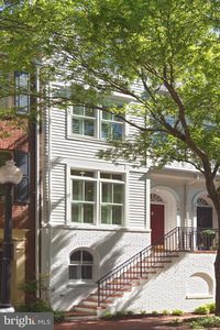 9 Franklin St, Alexandria, VA, 22314