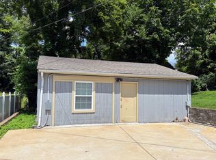 2110 Circle Dr, Columbia, TN 38401