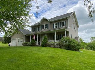 647 Poker Hill Rd, Underhill, VT 05489