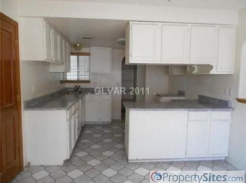 5th image of 5709 Cabrillo Cir