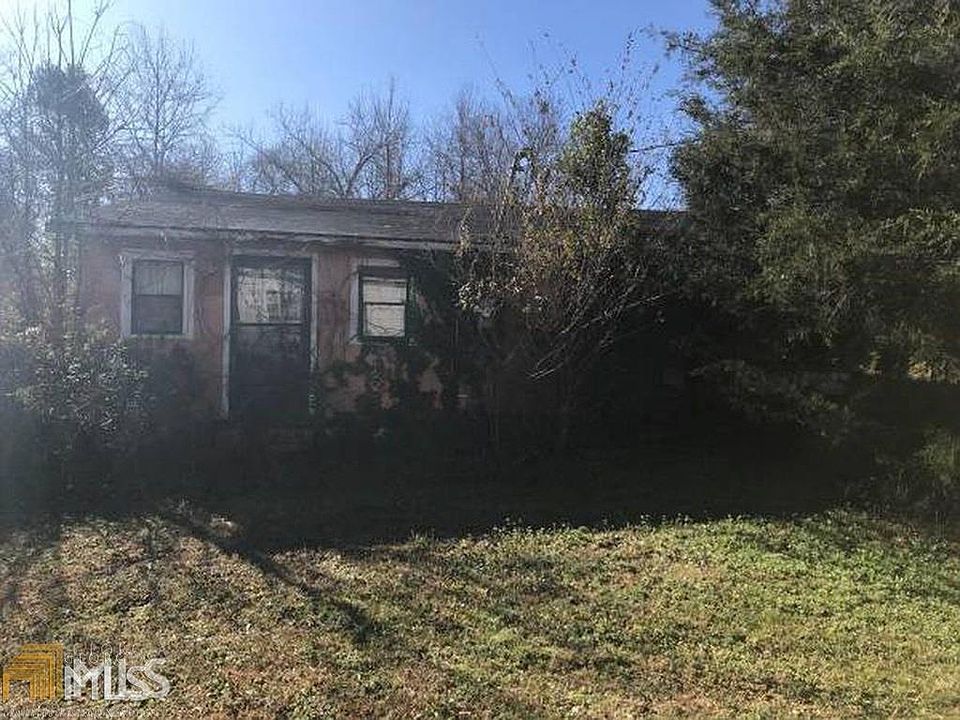 2nd image of 315 Carter St