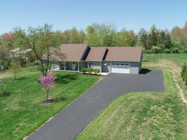 3379 School Rd, Kintnersville, PA 18930
