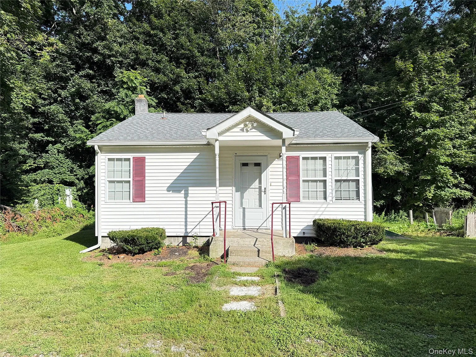 2 bed, 1.0 bath, 800 sqft, $2,200 — Photo 1